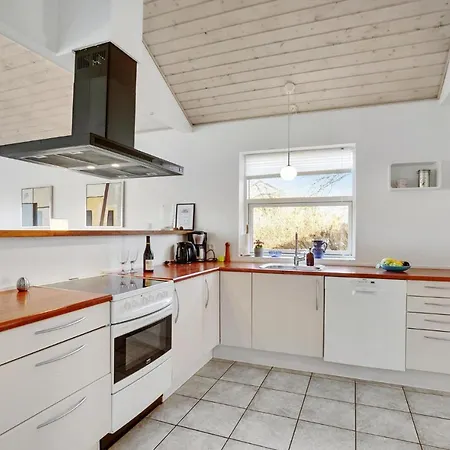 Gorgeous Home In Vordingborg With Sauna 別荘 *