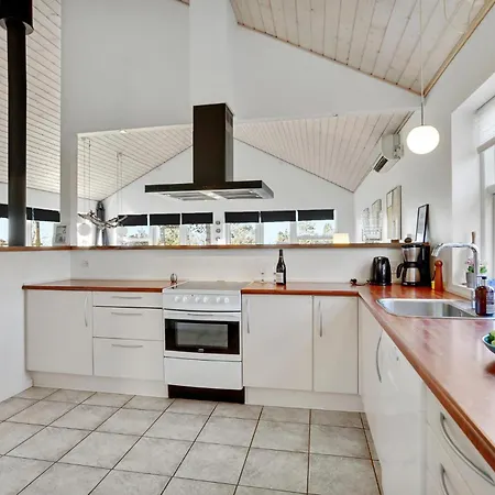 Gorgeous Home In Vordingborg With Sauna 別荘